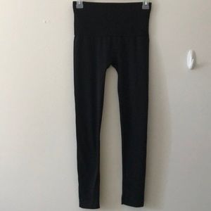 French Laundry black leggings size S/M